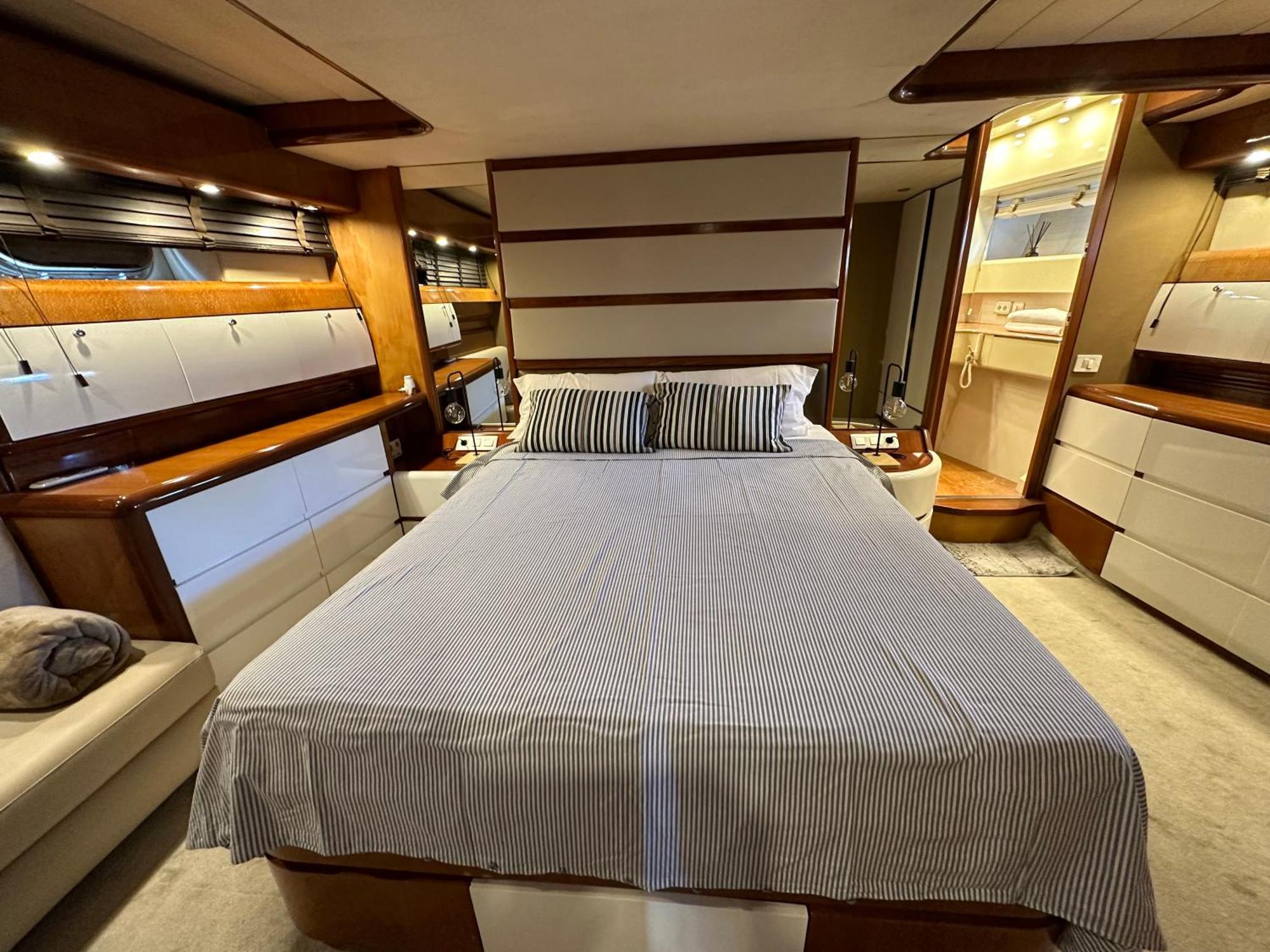 فندق Yacht 20Metros سان أدريان دي بيزوس المظهر الخارجي الصورة